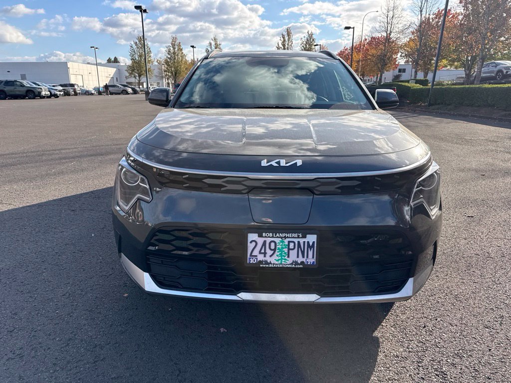 Used 2023 Kia Niro Wind w/ Wind Preserve Package FWD image 2