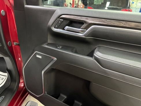 Used 2024 Chevrolet Silverado 3500 LTZ w/ LTZ Convenience Package image 39