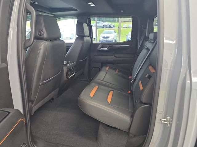 Certified 2024 GMC Sierra 1500 AT4 w/ AT4 Preferred Package AWD/4WD image 10