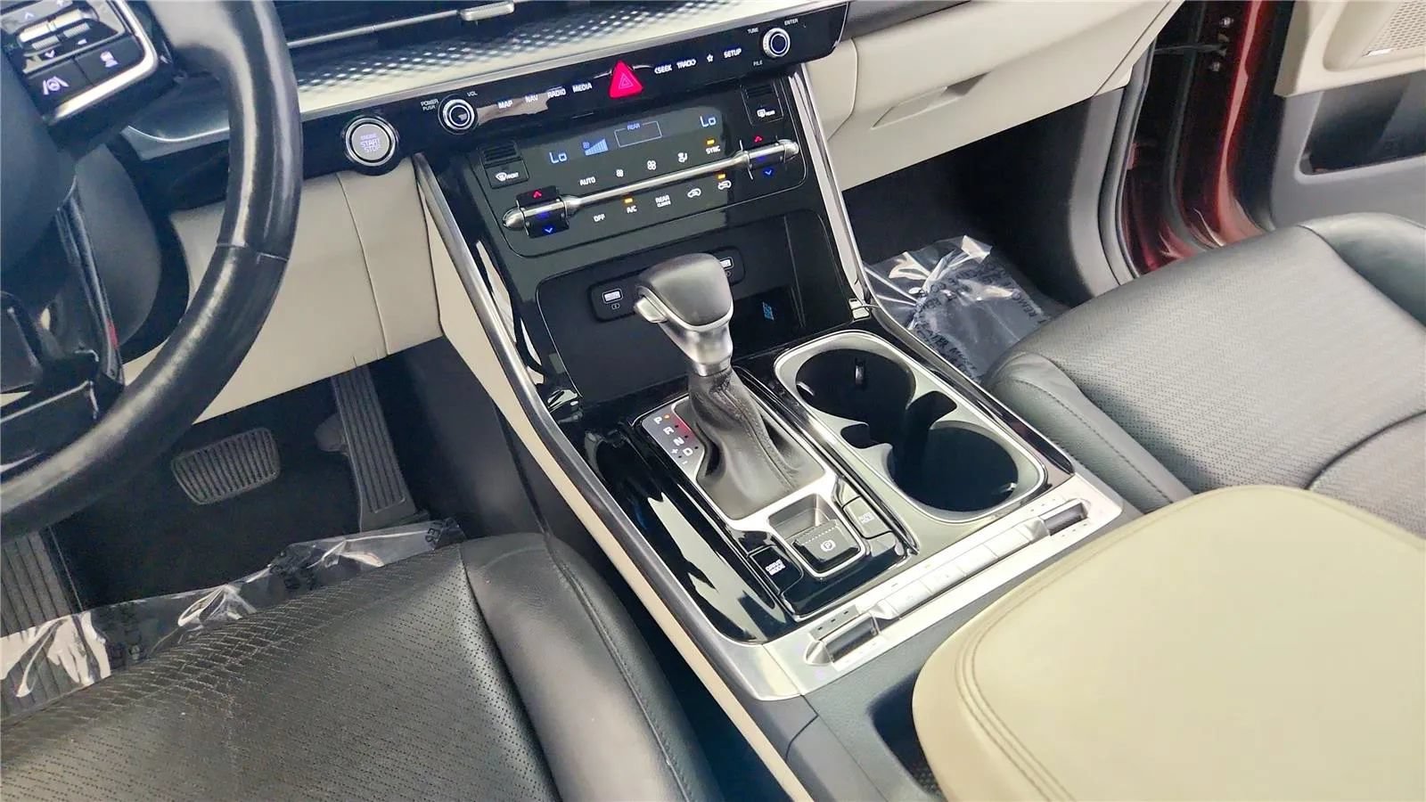 Used 2022 Kia Carnival SX Prestige FWD image 28