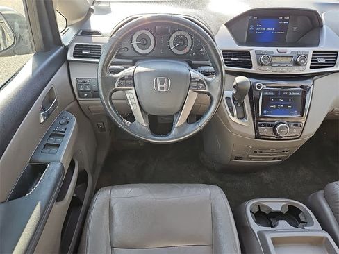 Used 2015 Honda Odyssey EX-L image 11
