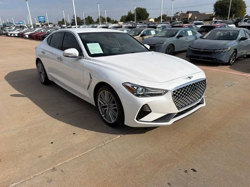 Used 2021 Genesis G70 2.0T RWD image 7