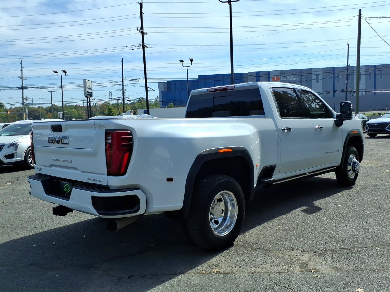 Certified 2026 GMC Sierra 3500 Denali Ultimate AWD/4WD image 5