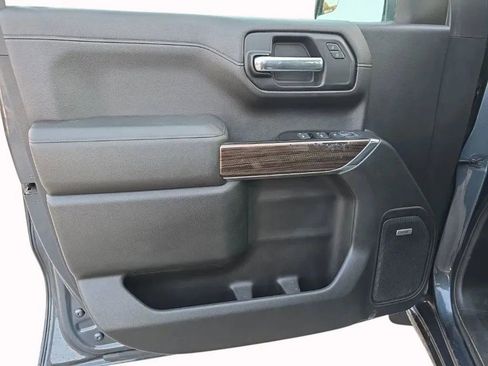 Used 2019 Chevrolet Silverado 1500 RST w/ True North Edition image 12