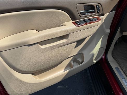 Used 2012 Chevrolet Tahoe LTZ image 13