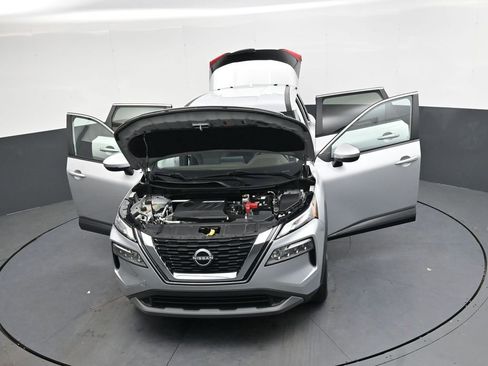 Used 2022 Nissan Rogue SV image 44