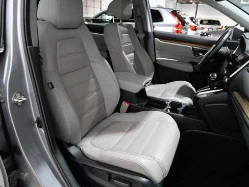 Used 2018 Honda CR-V Touring image 13