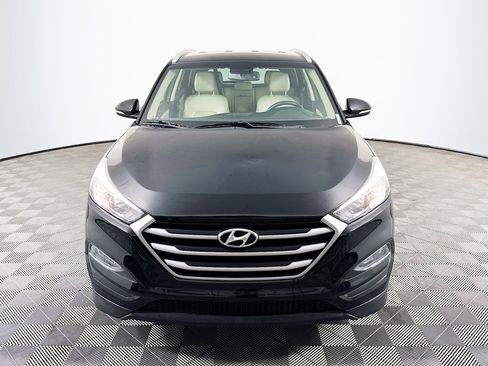 Used 2018 Hyundai Tucson SEL Plus image 2