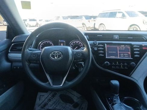 Used 2019 Toyota Camry L image 26