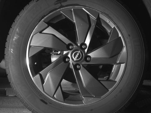 Used 2025 Nissan Rogue SV image 15