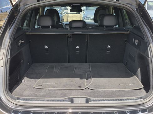 Used 2024 Mercedes-Benz GLC 300 image 8