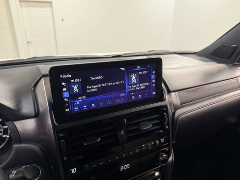 Used 2023 Lexus GX 460 image 80