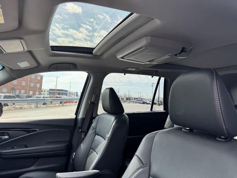 Used 2020 Honda Pilot Elite image 18