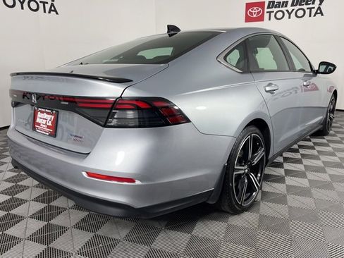 Used 2024 Honda Accord Sport image 24