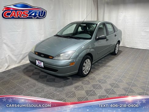 Used 2004 Ford Focus SE image 1