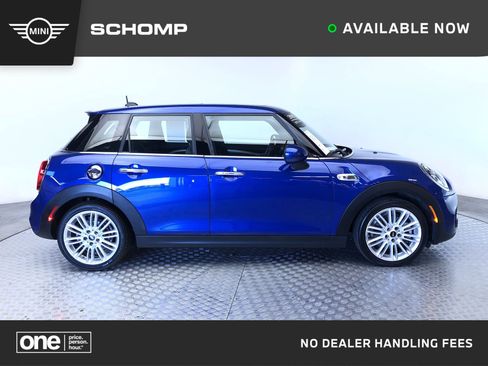 Used 2019 MINI Cooper S image 1