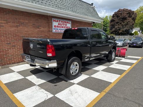 Used 2018 RAM 2500 Tradesman w/ Chrome Appearance Group AWD/4WD image 3