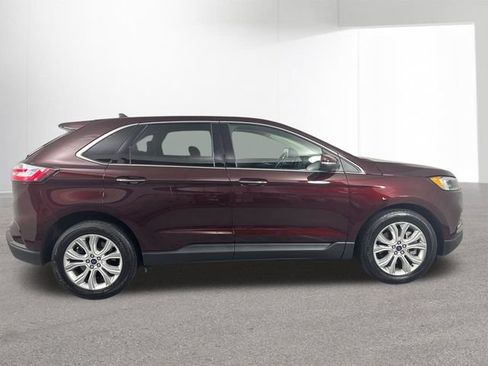 Used 2022 Ford Edge Titanium w/ Equipment Group 301A AWD/4WD image 37