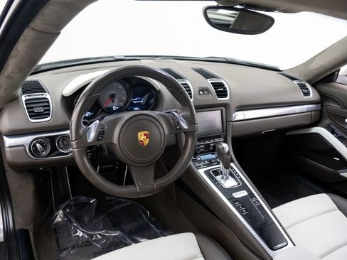 Used 2016 Porsche Cayman S image 9