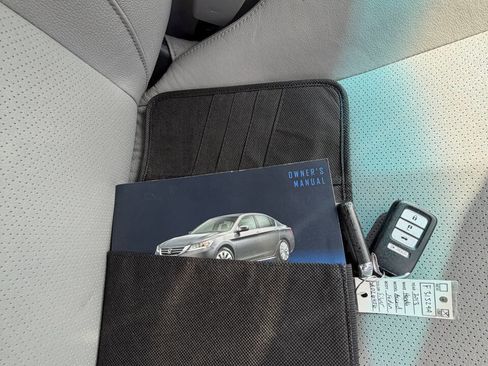 Used 2013 Honda Accord EX-L image 23