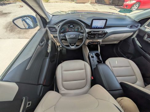 Used 2022 Ford Escape SEL FWD image 19