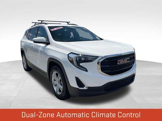 Used 2020 GMC Terrain SLE w/ Driver Convenience Package FWD video 3