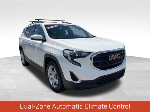 Used 2020 GMC Terrain SLE w/ Driver Convenience Package FWD image 3