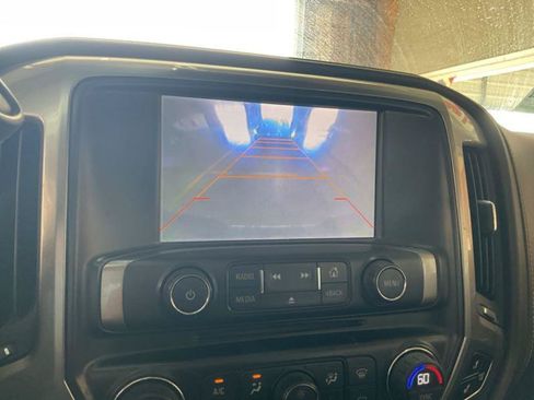 Used 2023 GMC Sierra 2500 Pro AWD/4WD image 17