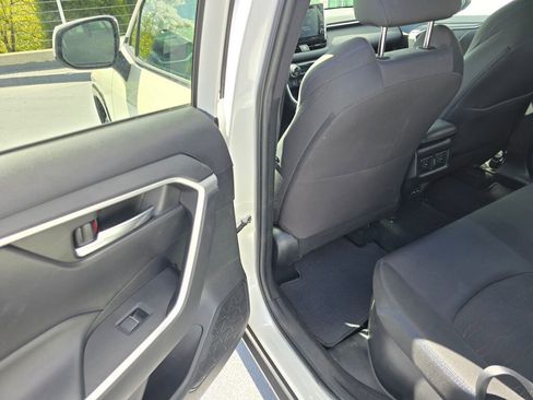 Used 2022 Toyota RAV4 SE w/ Convenience Package AWD/4WD image 15