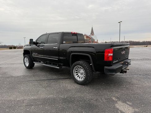 Used 2018 GMC Sierra 2500 Denali w/ Duramax Plus Package image 7