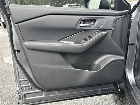 New 2026 Nissan Rogue SV image 11