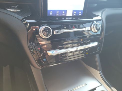 Certified 2024 Ford Explorer ST w/ Equipment Group 401A image 22