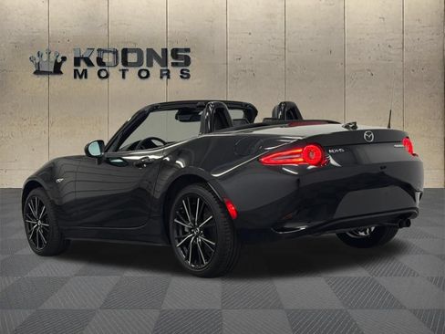 Certified 2025 MAZDA MX-5 Miata Grand Touring w/ Weather Package RWD image 8