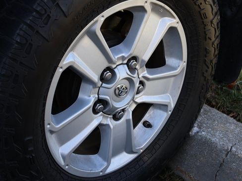 Used 2021 Toyota Tundra SR5 image 18