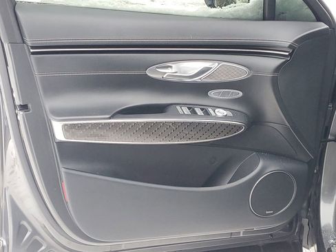 Used 2022 Genesis GV70 3.5T Sport w/ Sport Prestige Package image 10