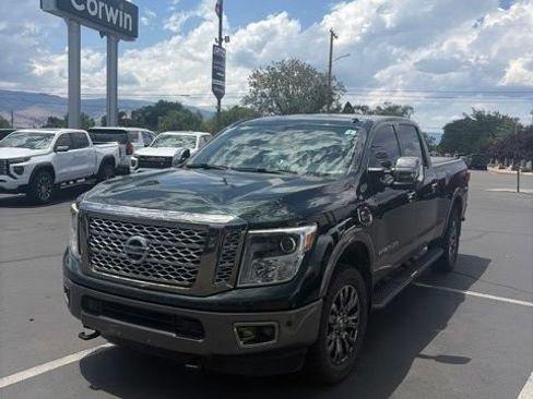 Used 2019 Nissan Titan Platinum Reserve w/ Platinum Utility Package AWD/4WD image 18