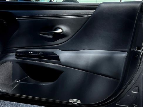 Used 2022 Lexus ES 350 w/ Premium Package image 26