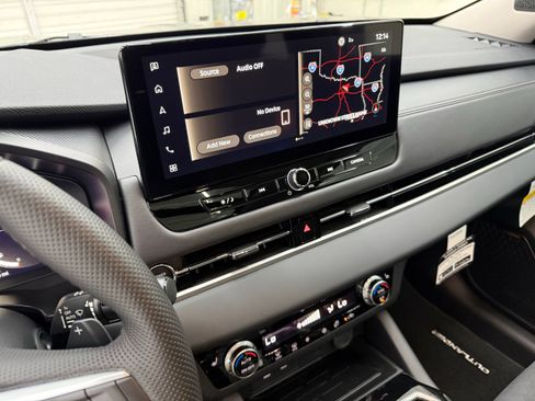 New 2026 Mitsubishi Outlander SE AWD/4WD image 15