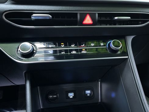 Used 2023 Hyundai Sonata SE w/ Preferred Accessory Package image 22