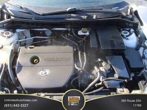 Used 2011 MAZDA MAZDA3 s Sport FWD image 12
