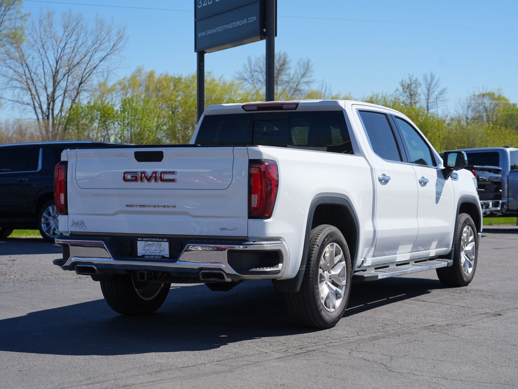 Used 2022 GMC Sierra 1500 SLT w/ SLT Premium Package AWD/4WD image 3