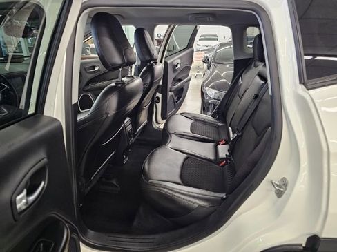 Used 2020 Jeep Compass Latitude w/ Cold Weather Group image 8