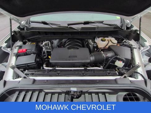 Used 2023 Chevrolet Silverado 1500 RST AWD/4WD image 29