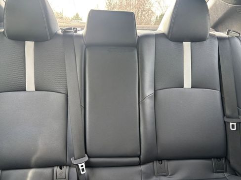 Used 2025 Toyota Camry SE image 36