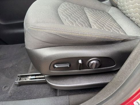 Certified 2020 Chevrolet Equinox LT image 16