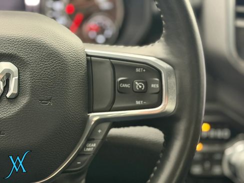 Used 2024 RAM 1500 Laramie AWD/4WD image 33