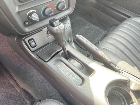 Used 2002 Chevrolet Camaro Z28 w/ SS Performance/Appearance Pkg RWD image 22