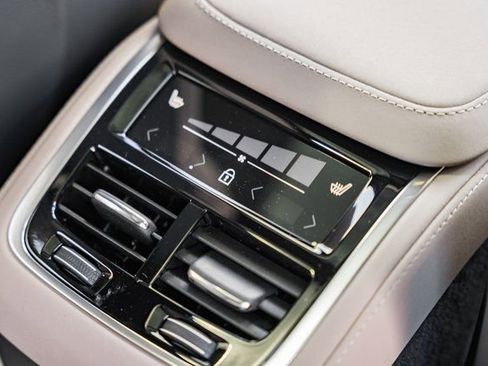 Used 2026 Volvo XC90 B6 Ultra w/ Protection Package Premier image 31