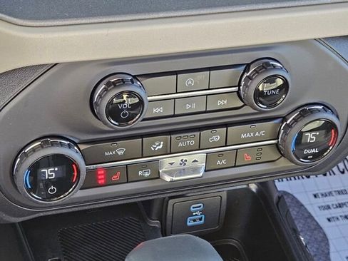 New 2025 Ford Bronco Big Bend image 20