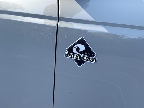 Used 2023 Ford Bronco Outer Banks w/ Sasquatch Package AWD/4WD image 10